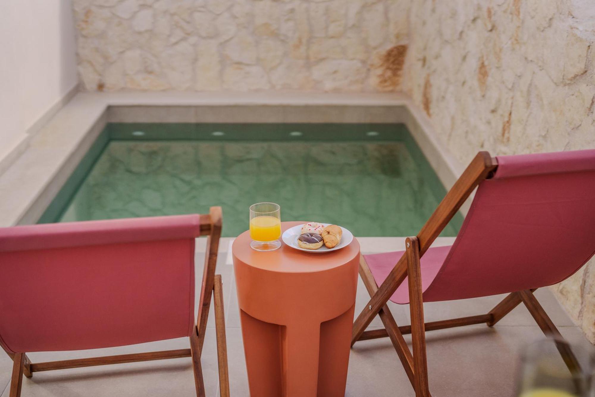 Sugarwhite Suites With Private Not Heated Pool Emporio  Eksteriør bilde